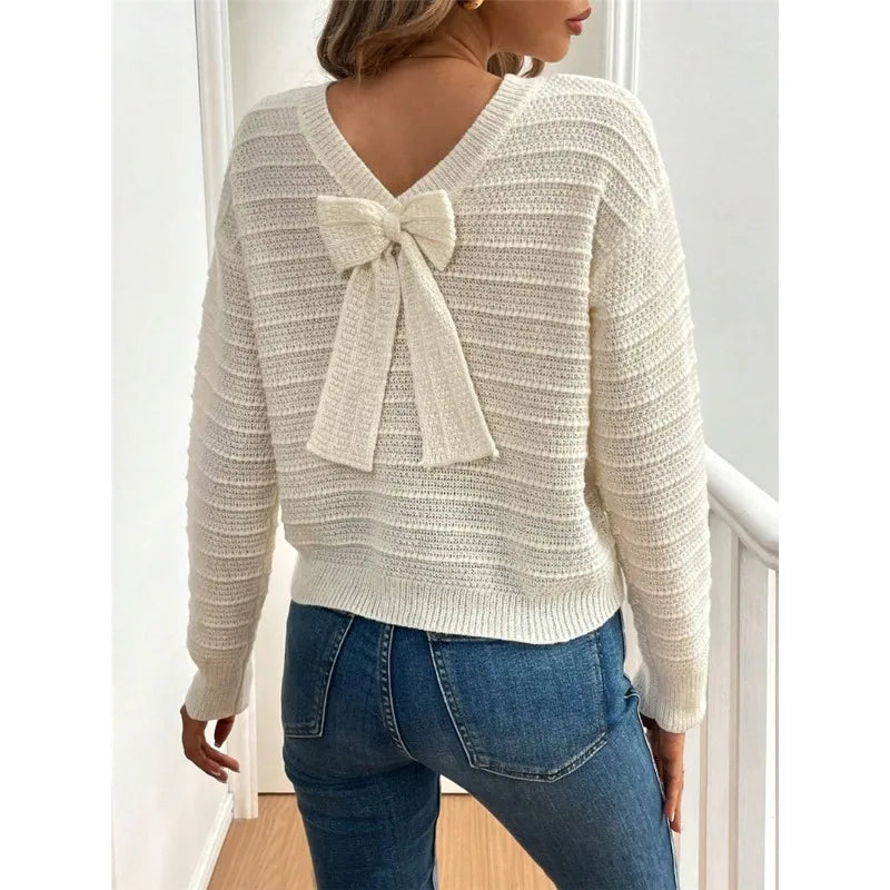 Round Neck Bow-Back Knit Top