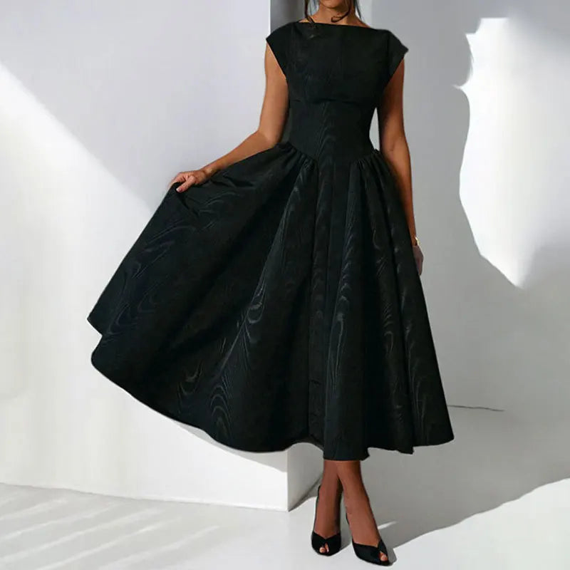 Elegant solid color waisted sleeveless maxi dress