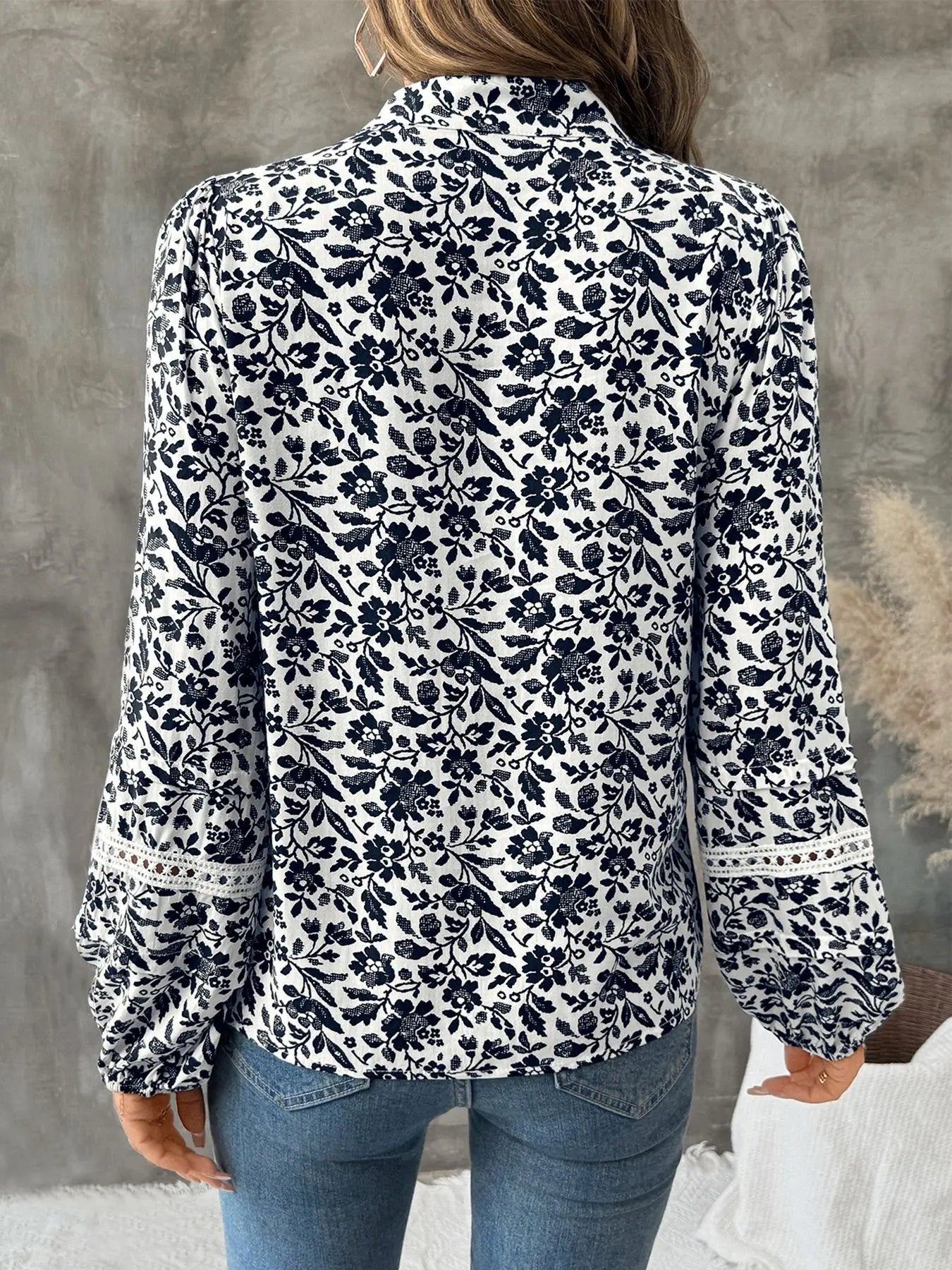 Casual Retro Strappy V-Neck Floral Top