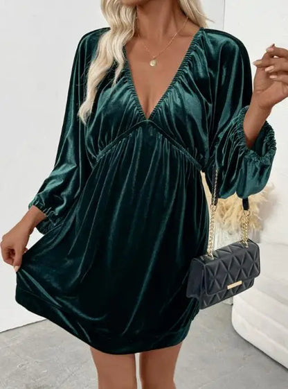 Elegant retro lantern sleeve pleated deep V neck velvet dress